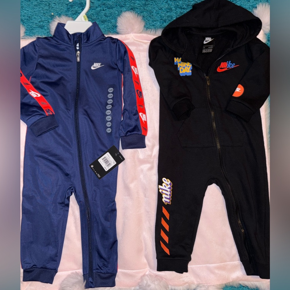 Nike Kids Navy & Black Zip-Up Hooded One-Pieces